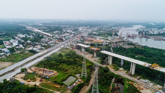 Chính phủ đốc thúc tiến độ các dự án giao thông trọng điểm
