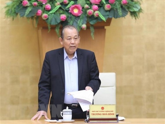 Phó Thủ tướng Thường trực Trương Hòa Bình chủ trì buổi làm việc. (Ảnh: Văn Điệp/TTXVN)