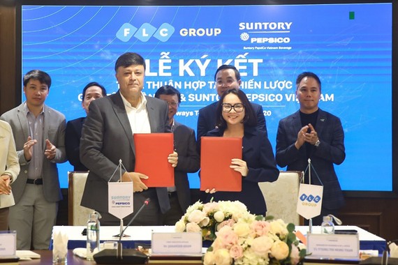 Lễ ký kết thỏa thuận hợp tác chiến lược giữa Tập đoàn FLC và Suntory PepsiCo Vietnam