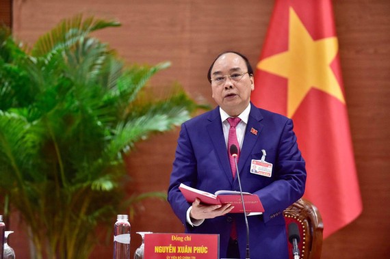 Thủ tướng Chính phủ Nguyễn Xuân Phúc chủ trì cuộc họp - Ảnh: QUANG MINH
