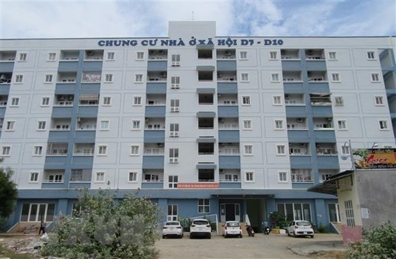 Dự án chung cư nhà ở xã hội D7-D10 (phường Mỹ Bình, thành phố Phan Rang-Tháp Chàm) góp phần giải quyết nhu cầu về nhà ở cho người có thu nhập thấp. (Ảnh: Nguyễn Thành/TTXVN)