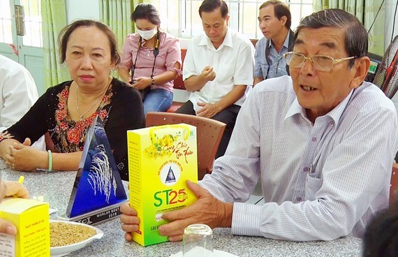 Doanh nghiệp Việt Nam phải đòi lại thương hiệu gạo ST25