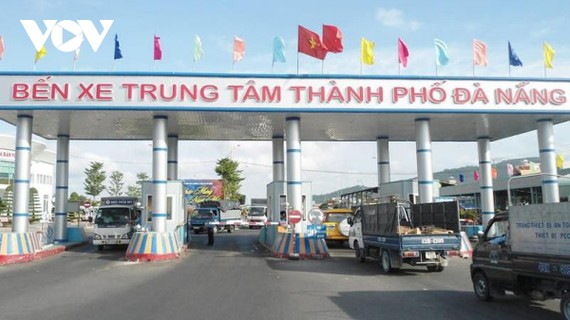 Dừng hoạt động vận tải khách công cộng từ Đà Nẵng đến các vùng có dịch và ngược lại