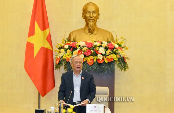 Phó Chủ tịch Quốc hội Uông Chu Lưu phát biểu tại phiên họp 