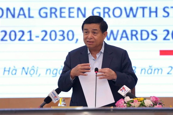 Bộ trưởng Bộ Kế hoạch và Đầu tư Nguyễn Chí Dũng phát biểu khai mạc Hội nghị 