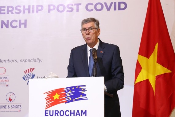 Chủ tịch EuroCham Alain Cany phát biểu tại sự kiện. Ảnh: QUANG PHÚC 