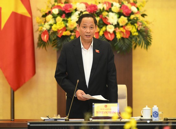 Phó Chủ tịch Quốc hội Trần Quang Phương phát biểu tại buổi làm việc  ​