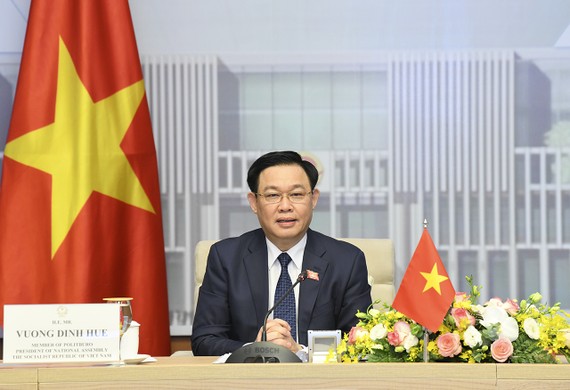 Chuyến thăm của Chủ tịch Quốc hội Vương Đình Huệ tới đây khẳng định quyết tâm chính trị của cả Việt Nam và Hungary trong việc duy trì và thúc đẩy hợp tác nghị viện