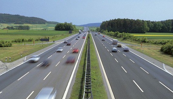 Dự án cao tốc Cam Lộ - La Sơn đủ điều kiện khởi công vào ngày 31-8