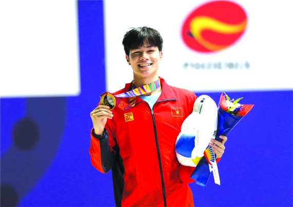 陳興源奪得游泳項目男子200米混合泳。