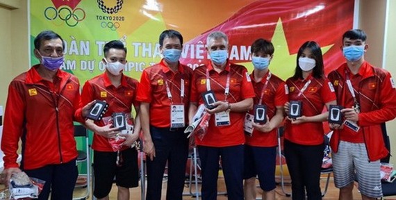旅居日本越南人協會 (VAIJ)已決定為參加2020 年東京奧運會的越南奧運代表團的所有成員免費提供wifi信號發射器。