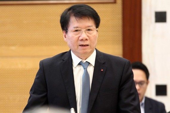 張國強，作為衛生部黨幹事處委員、衛生部副部長(從2016年11月21日至今)