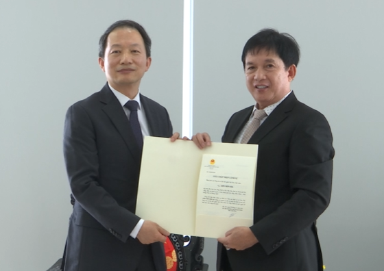 Sở Ngoại vụ TP Đà Nẵng vừa trao giấy chứng nhận thành lập Tổng lãnh sự quán và bổ nhiệm Tổng lãnh sự Hàn Quốc tại Đà Nẵng