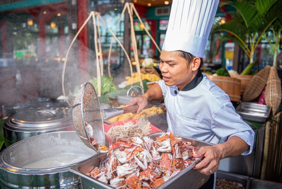 Tại công viên châu Á, không gian ẩm thực với những món ăn nức tiếng đến từ nhiều quốc gia 