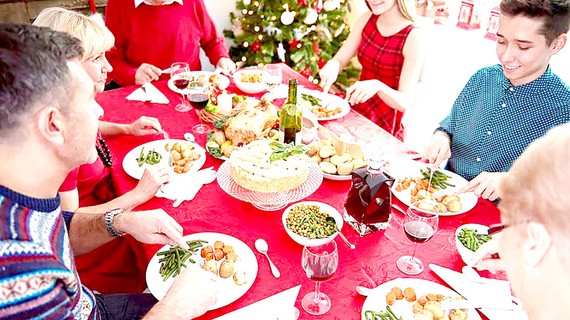 Bàn tiệc lễ Giáng sinh với các món chay của một gia đình người Anh