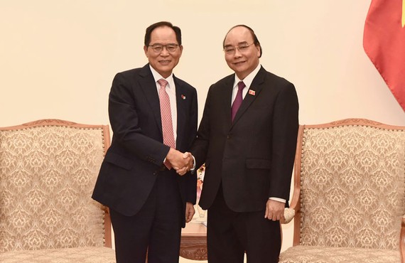 Thủ tướng Nguyễn Xuân Phúc tiếp Đại sứ Hàn Quốc tại Việt Nam Park Noh Wan. Ảnh: Báo Nhân Dân