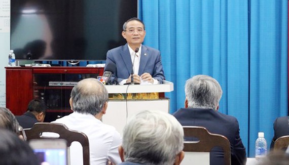 Bí thư Thành ủy  Đà Nẵng Trương Quảng Nghĩa phát biểu tại buổi gặp mặt