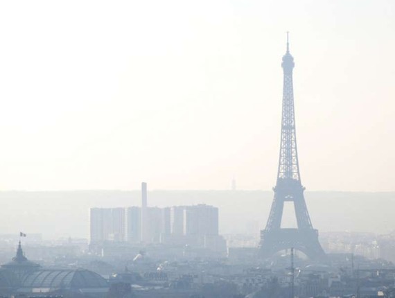 013 巴黎的空污。翻攝inhabitat.com