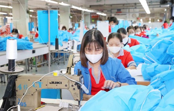 出口美國市場的紡織品成衣生產線。