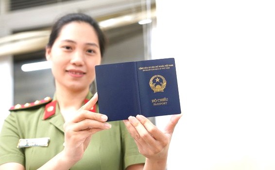 西班牙公認越南新版護照