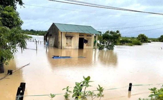 50 間民房與千公頃農作物受淹