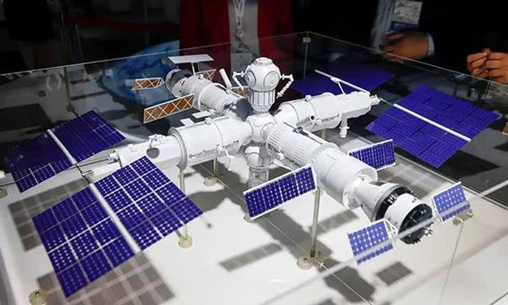 俄公佈軌道服務站實體模型