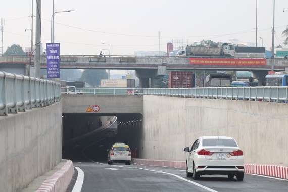 7 giờ 30 ngày 15-7 xe được phép lưu thông vào nhánh đường hầm hướng từ Tây Ninh vào TPHCM tại nút giao thông An Sương