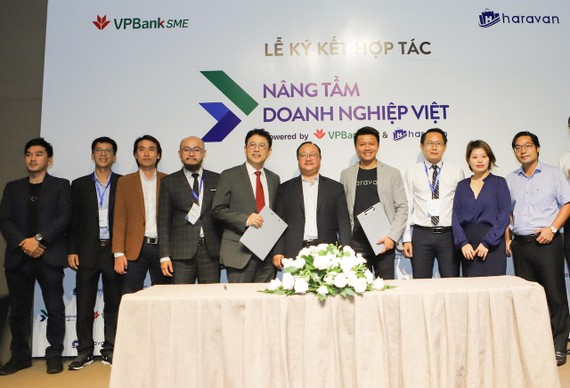 Haravan cùng VPBankSME ký kết hợp tác 
