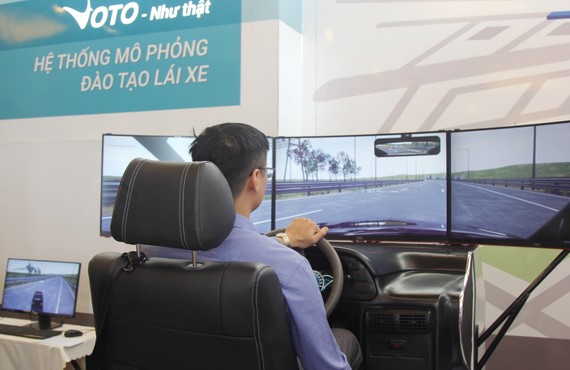 Hệ thống mô phỏng đào tạo lái xe ô tô  Voto