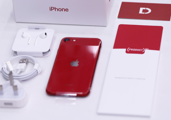 iPhone SE 2020 đầu tiên tại Việt Nam, giá từ 12,7 triệu đồng 