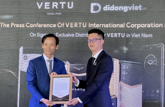 Di Động Việt chính thức mở bán Vertu chính hãng tại Việt Nam