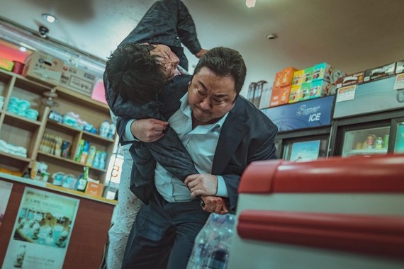 Phim ăn khách tại Hàn Quốc không được chiếu ở rạp Việt Nam vì quá bạo lực