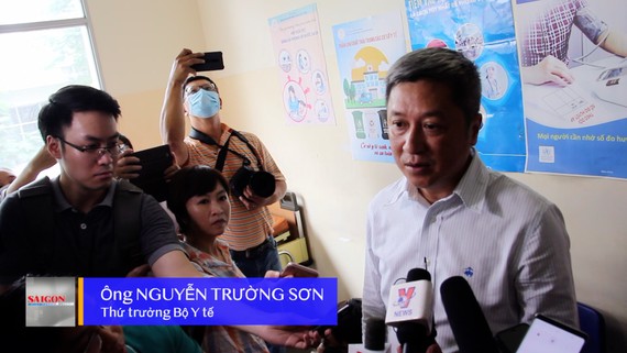 Thứ trưởng Bộ Y tế Nguyễn Trường Sơn làm việc với TPHCM về phòng, chống dịch bệnh do nCoV