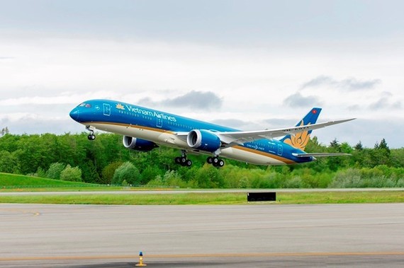 Vietnam Airlines changes flights to Taiwan due to storm Nesat