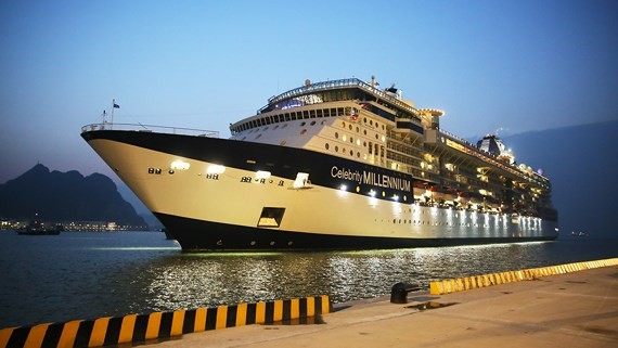 Ha Long In’l Passenger Port welcomes celebrity cruises for the first time