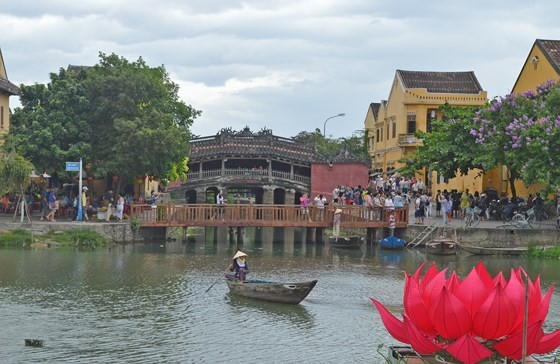 Hoi An offers free entrance for visitors