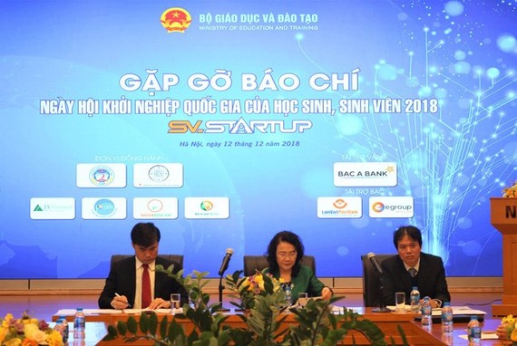 The National Student Entrepreneurship Festival 2018 will take place in Hanoi on December 16, said the press conference (Source: vtv.vn)