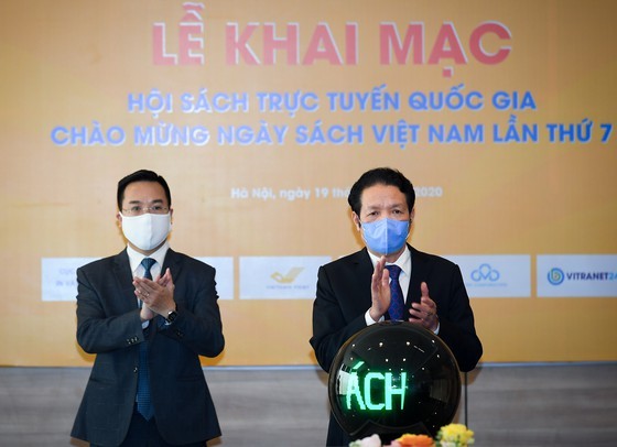 The first-ever online book festival opens at the e-commerce trading floor at Book365.vn due to the COVID-19 pandemic.