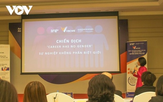 A campaign called “Career has no gender” has been launched to promote gender equality in workplaces nationwide. (Photo: VoV)