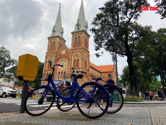 HCMC plans to offer public bicycle rental services in downtown areas this year. (Photo: VNA)