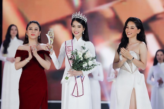 The first runner-up of Miss Vietnam 2020, Pham Ngoc Phuong Anh
