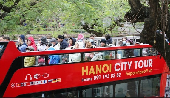 Hanoi seeks measures to help tourism recover