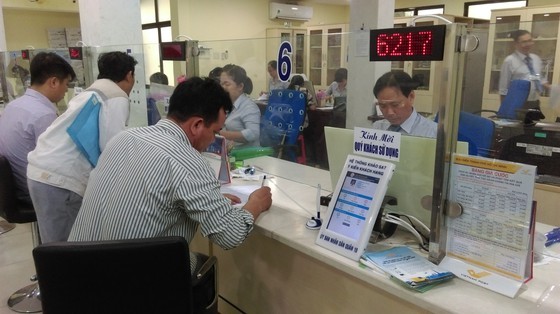 The Department of Reception for Citizens and Notarization Services  is crowded on normal days.