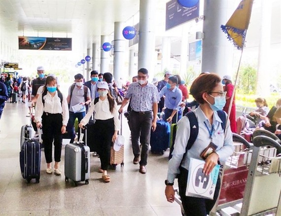Tourists travel to the central city of Da Nang for meetings, incentives, conferencing, and exhibitions (Photo: VNA)