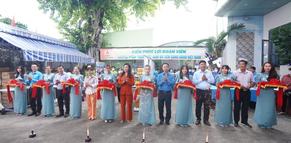 Khai trương điểm phúc lợi đoàn viên tại Nhà văn hóa lao động quận Bình Thạnh ngày 19-7