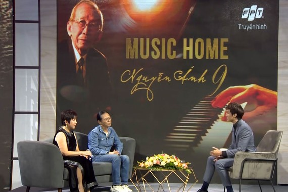 Giải trí mùa dịch Chương trình Music Home mùa 3, với chủ đề về nhạc sĩ Nguyễn Ánh 9, trên nền tảng trực tuyến (thời điểm ghi hình trước ngày 27-4)