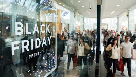 Black Friday: Mua gì là thiết yếu? Black Friday năm nay sẽ khác mọi năm. Nguồn: REUTERS