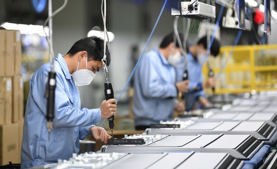 UBTVQH ban hành một số giải pháp miễn giảm nhiều loại thuế Một số doanh nghiệp sẽ được giảm 30% số thuế thu nhập doanh nghiệp phải nộp của năm 2021