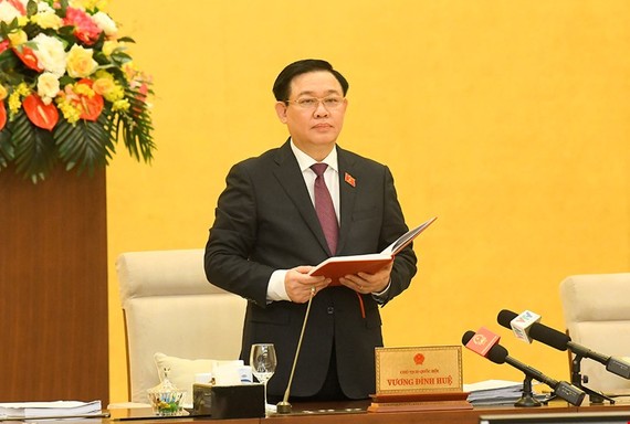 Sẽ có cách giám sát người đi giám sát Chủ tịch Quốc hội Vương Đình Huệ chủ trì hội nghị. Ảnh: QUANG PHÚC