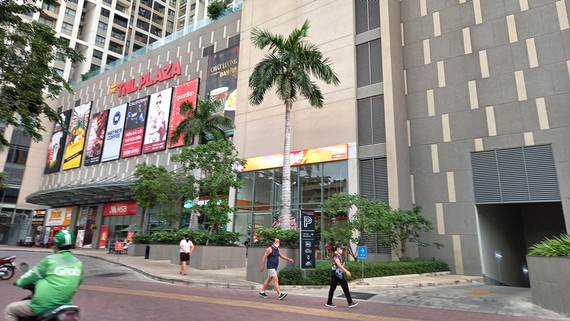 Giá căn hộ leo thang Chung cư The Gold View (đường Bến Vân Đồn, quận 4)